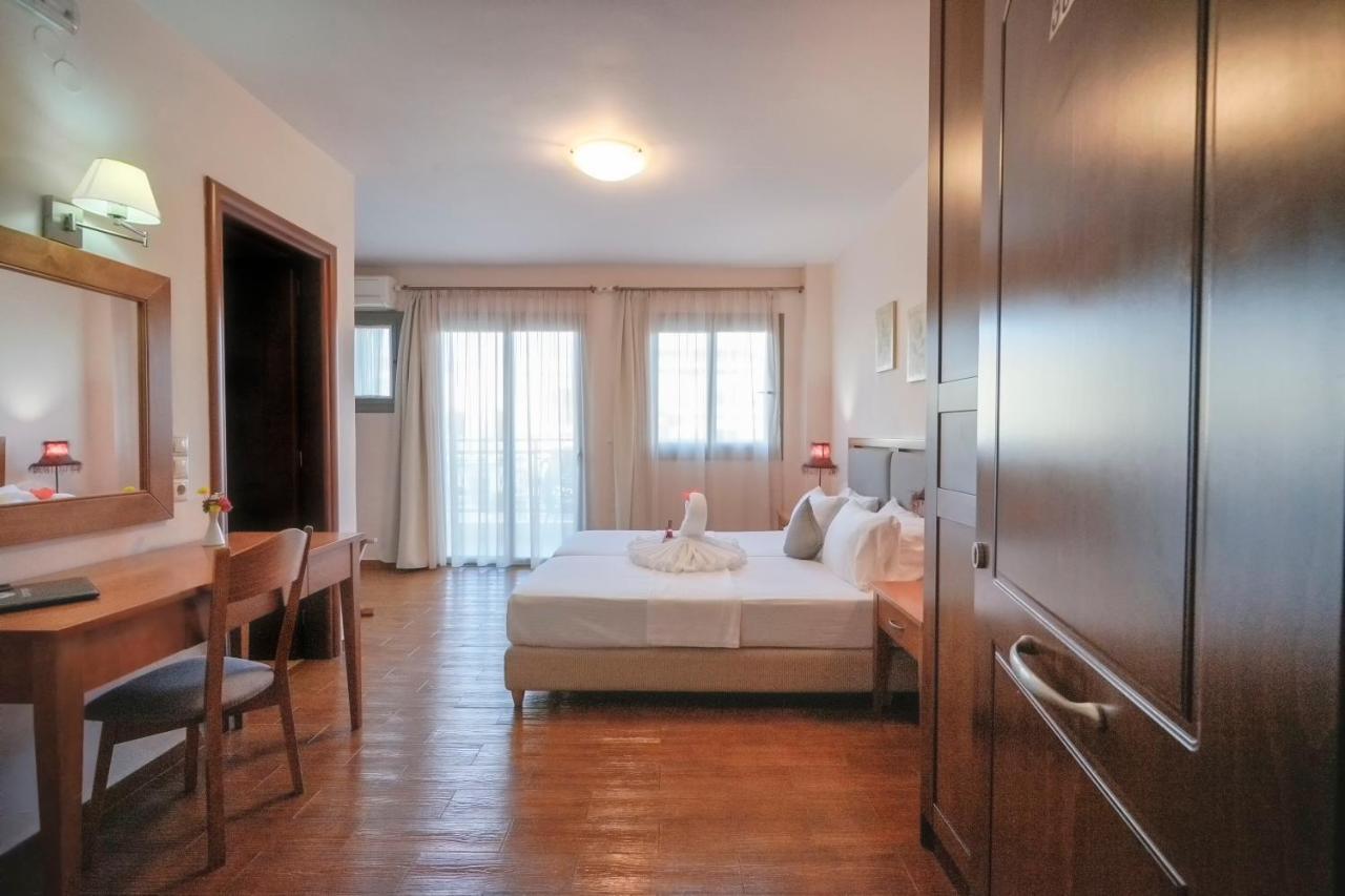 Aparthotel Flamingos Kato Daratso